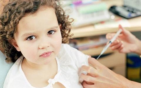 جدول التطعيمات المدرسية في الكويت | متى تطعيم