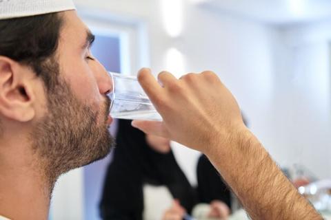 جدول شرب الماء في رمضان | الكمية المطلوبة من