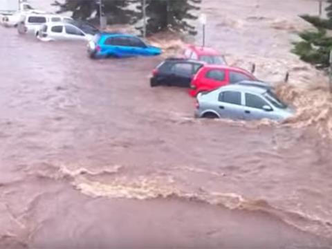كيفية مواجهة أخطار السيول | مخاطر السيول في