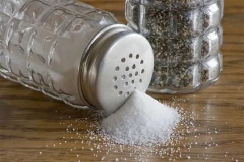 هل الامتناع عن الملح ينقص الوزن | كمية الملح